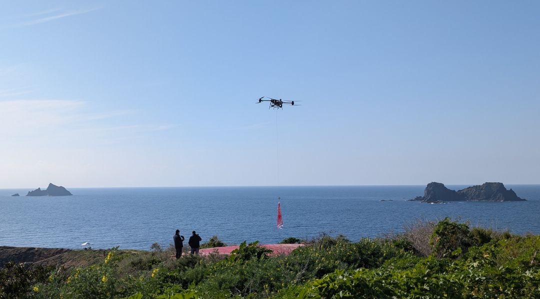 Realización de entregas marítimas con drones en Columbretes